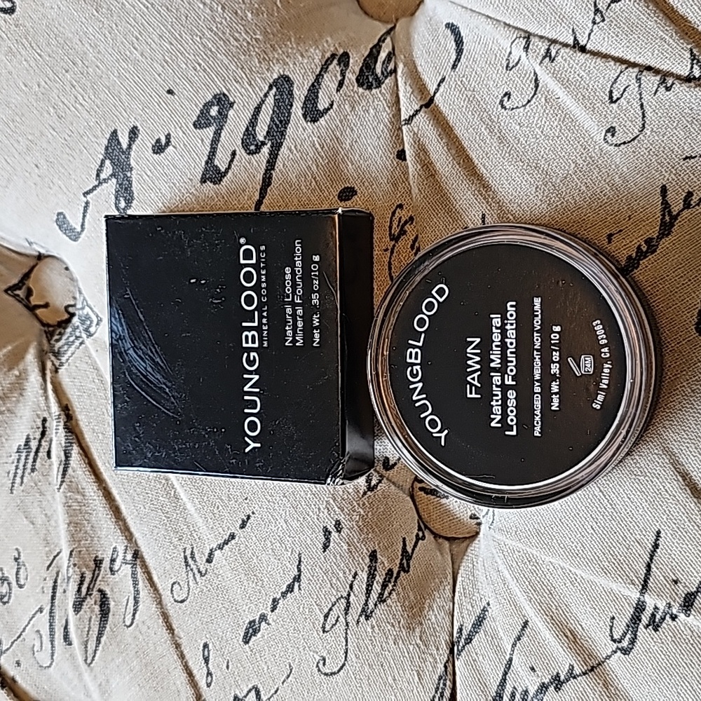Youngblood loose mineral foundation
